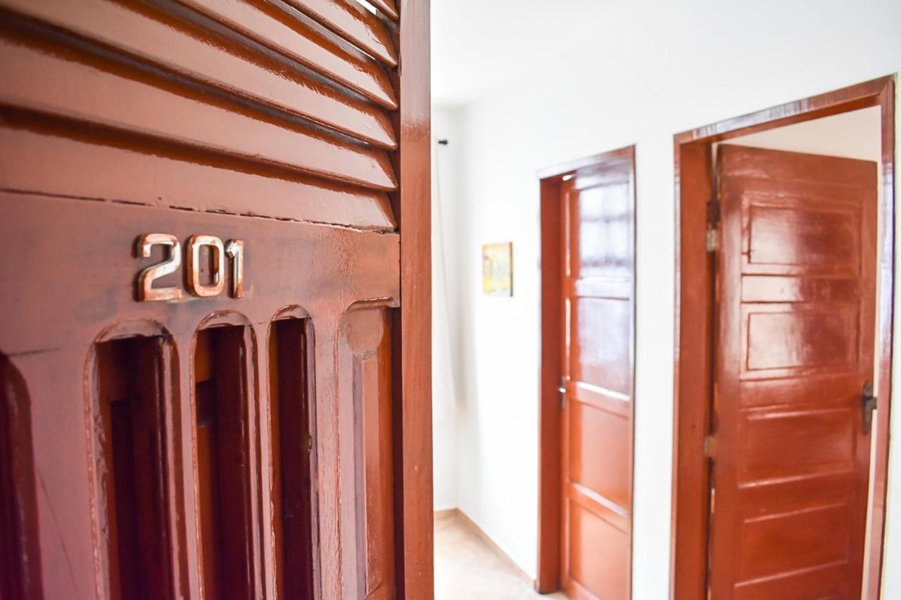Tamboleiro Flats Hotel Салвадор Екстериор снимка